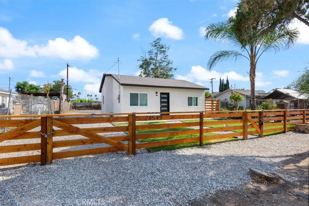 24549 Court, San Bernardino, CA 92410 - Main photo, San Bernardino, CA
