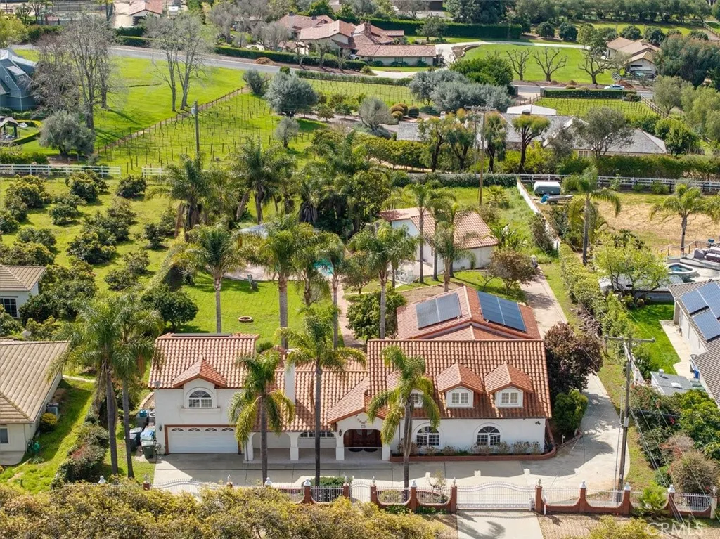 354 Rancho Camino, Fallbrook, CA 92028 - Main photo, Fallbrook, CA