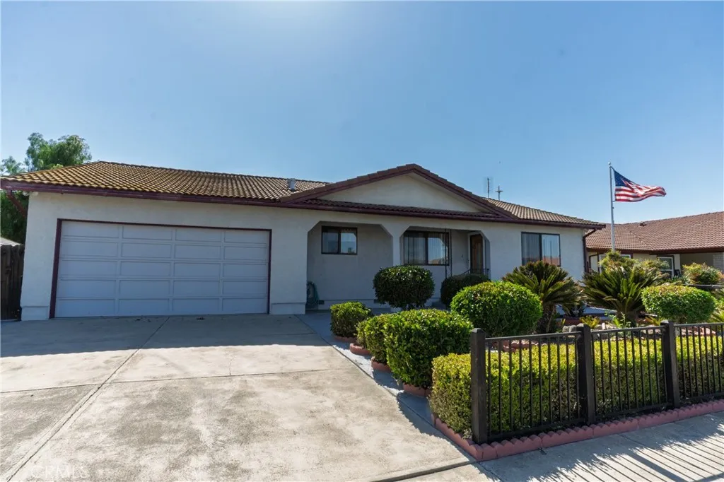 2115 S 11th Street, Los Banos, CA 93635 - Photo 2 of 55, Los Banos, CA