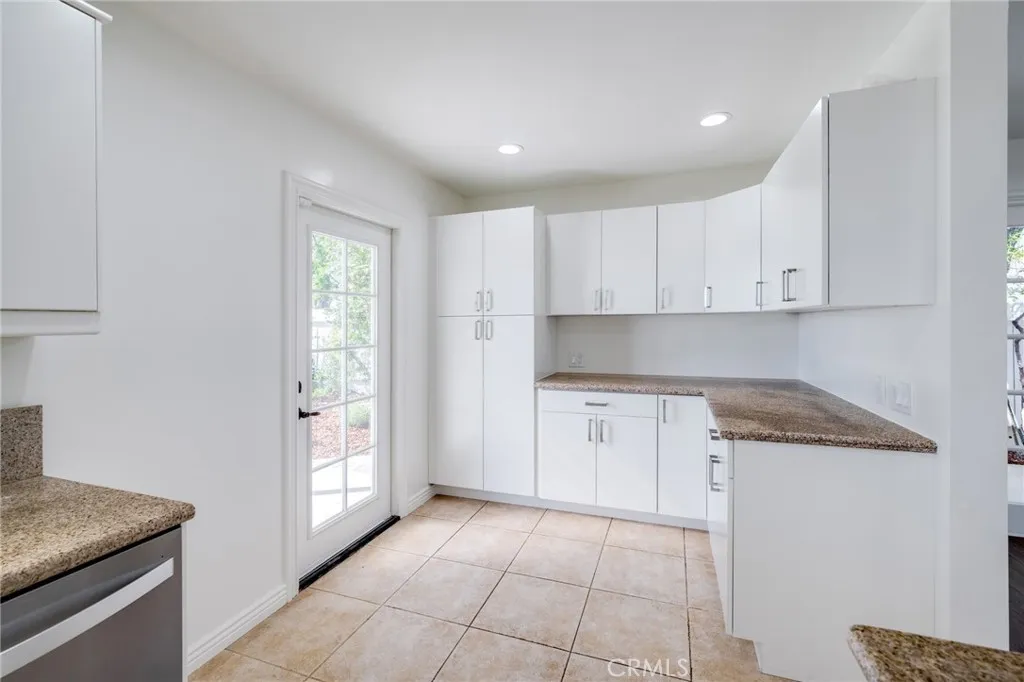 7126 Atheling Way, West Hills, CA 91307 - Photo 5 of 26, West Hills, CA