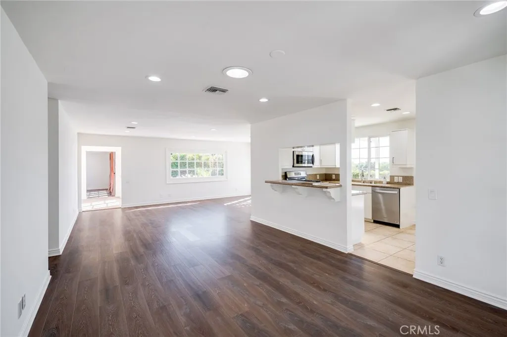 7126 Atheling Way, West Hills, CA 91307 - Photo 3 of 26, West Hills, CA