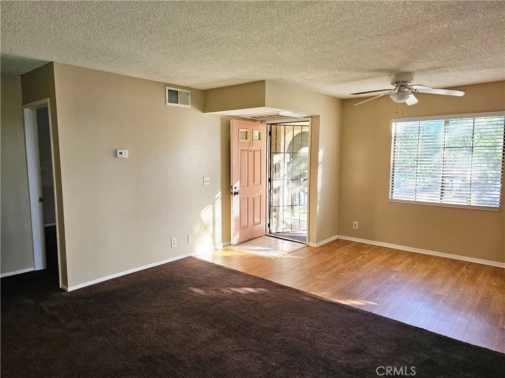 2554 Olive Drive Unit 10, Palmdale, CA 93550 - Photo 4 of 23, Palmdale, CA