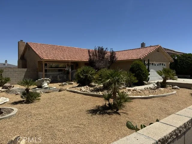 22410 Broken Lance Court, Apple Valley, CA 92307 - Main photo, Apple Valley, CA