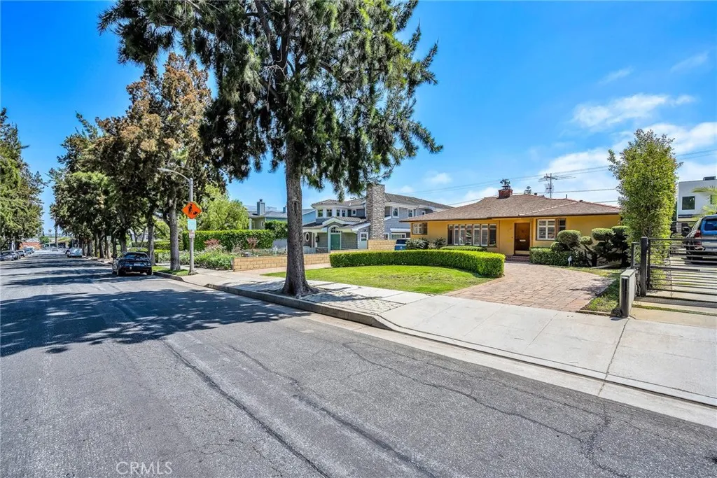 1130 Centinela, Santa Monica, CA 90403 - Photo 3 of 29, Santa Monica, CA