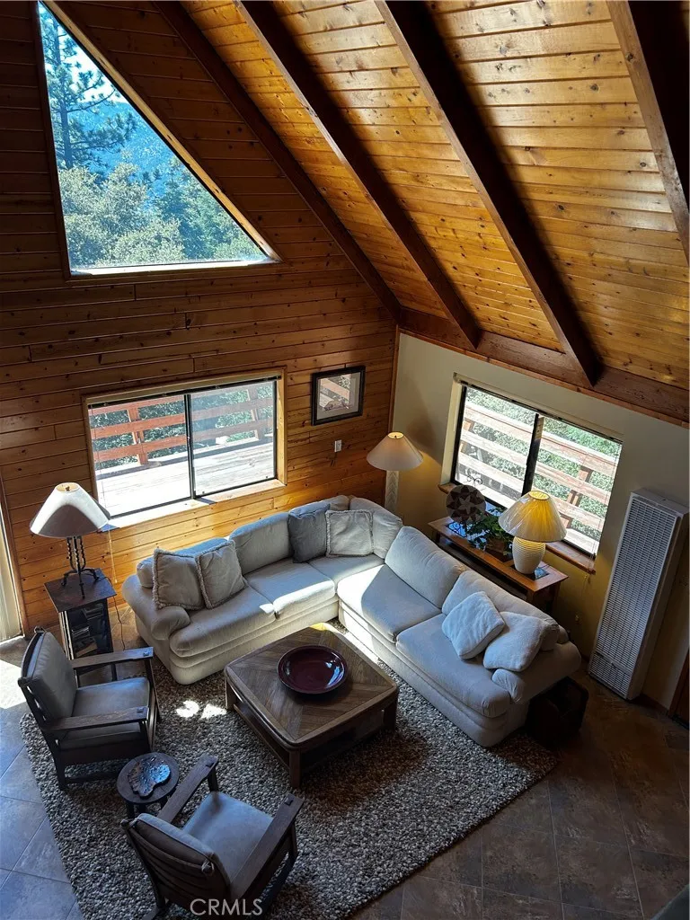 15009 Chestnut Court, Pine Mountain Club, CA 93222 - Photo 3 of 24, Pine Mountain Club, CA