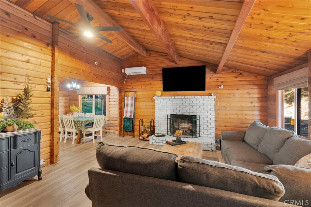 2130 Spring Oak, Running Springs, CA 92382 - Photo 5 of 33, Running Springs, CA