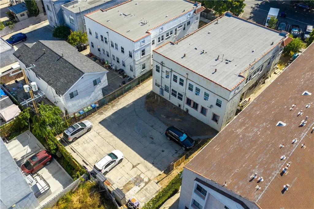 548 N Kenmore, Los Angeles, CA 90004 - Photo 5 of 18, Los Angeles, CA