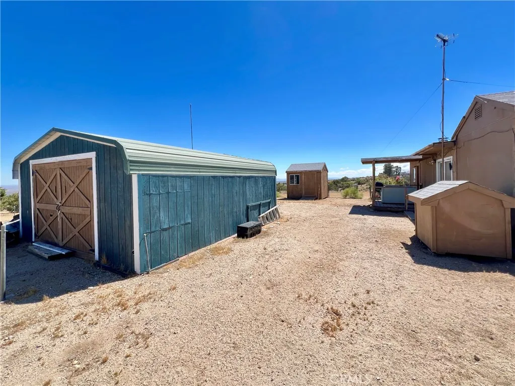 31210 Libra, Llano, CA 93544 - Photo 5 of 19, Llano, CA