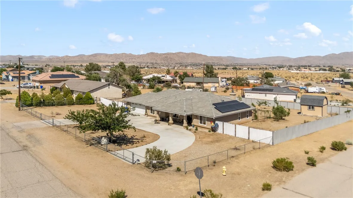 16209 Serrano Road, Apple Valley, CA 92307 - Photo 4 of 36, Apple Valley, CA