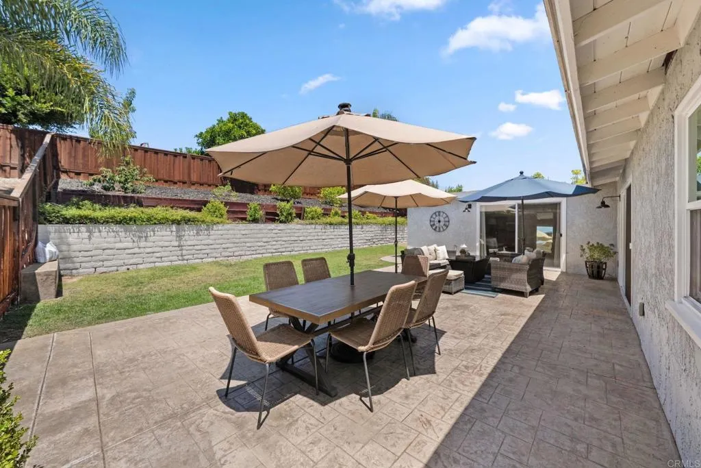 https://cdn.realtyfeed.com/cdn/127/306750367/f99aa8a6adbb8d92c698b7b602118ddc.webp