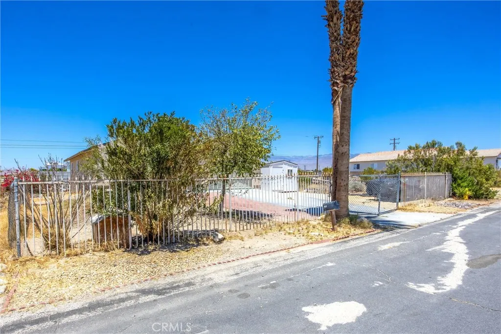 16405 Via Corto West, Desert Hot Springs, CA 92240 - Photo 5 of 29, Desert Hot Springs, CA