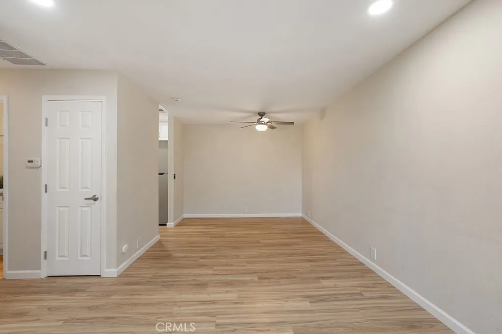 2825 N Los Felices #205 Unit 205, Palm Springs, CA 92262 - Photo 5 of 18, Palm Springs, CA