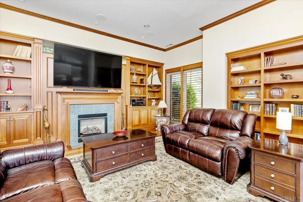https://cdn.realtyfeed.com/cdn/127/306750408/1b1238544ad8b69150bc04d1795b9f6a.webp