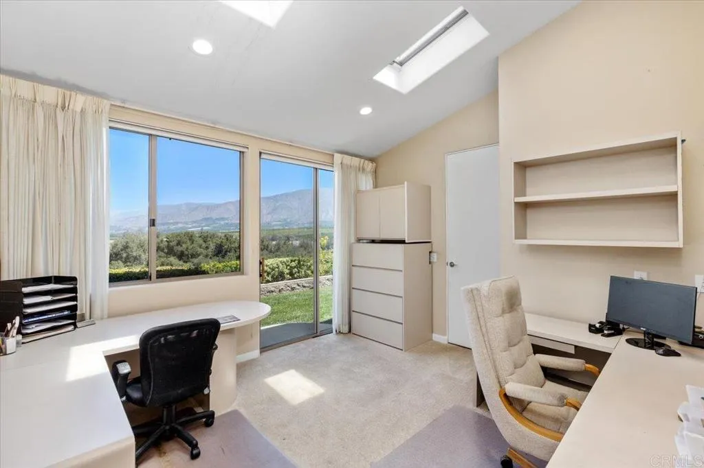 https://cdn.realtyfeed.com/cdn/127/306750408/dfeb9ee1e321bbece00380c0fa23bf27.webp