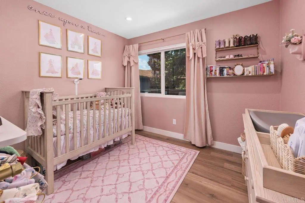 https://cdn.realtyfeed.com/cdn/127/306750409/3b2de933fd658ff5fdcccf0f5c924843.webp