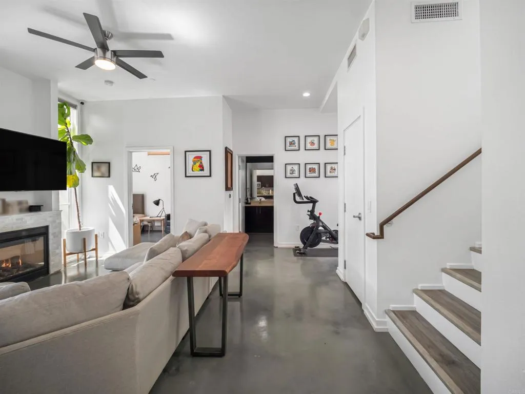 540 9th Avenue Unit Th104, San Diego, CA 92101 - Photo 4 of 49, San Diego, CA
