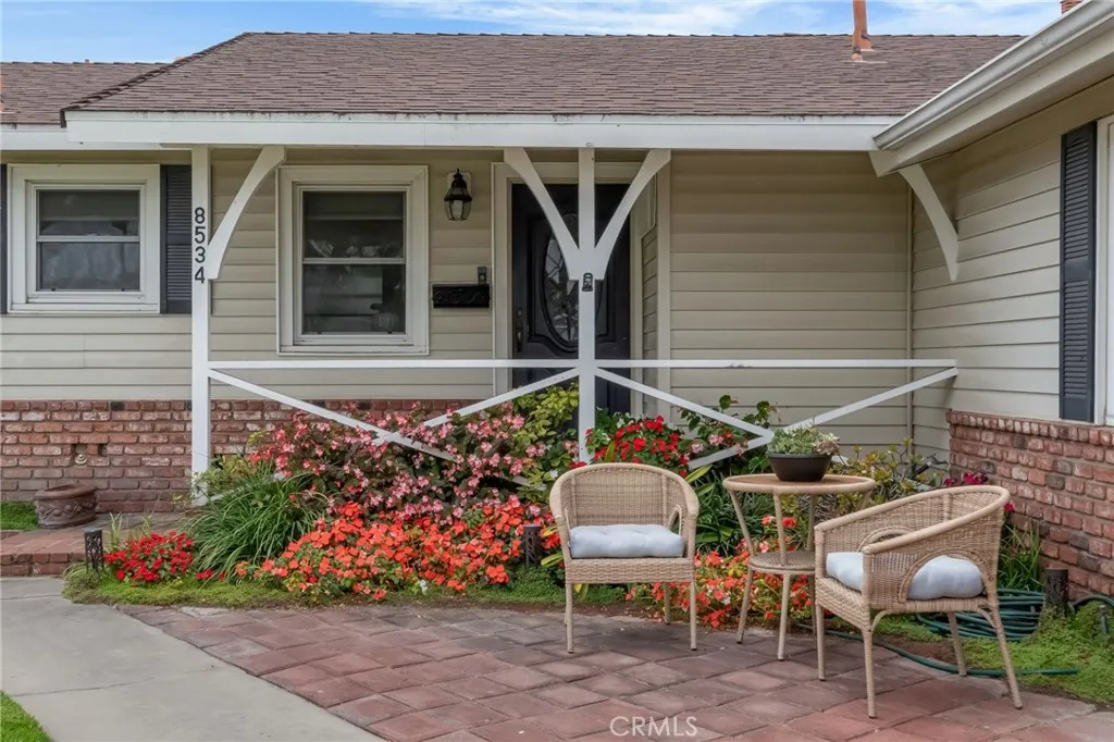8534 Phlox Drive, Buena Park, CA 90620 - Photo 3 of 50, Buena Park, CA