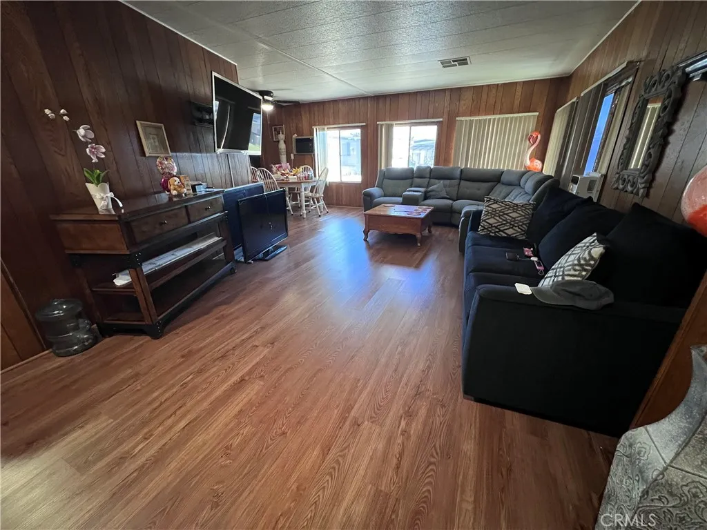 46 Roud Table, Riverside, CA 92507 - Photo 2 of 13, Riverside, CA