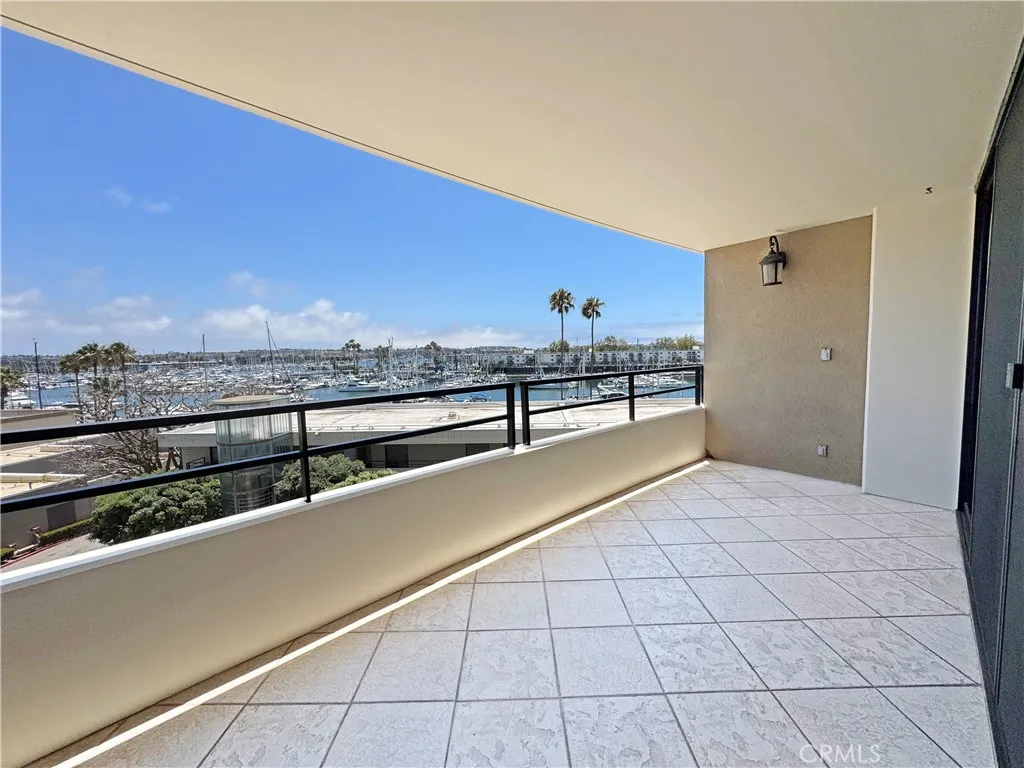 4335 Marina City Drive Unit 146, Marina del Rey, CA 90292 - Photo 4 of 45, Marina Del Rey, CA