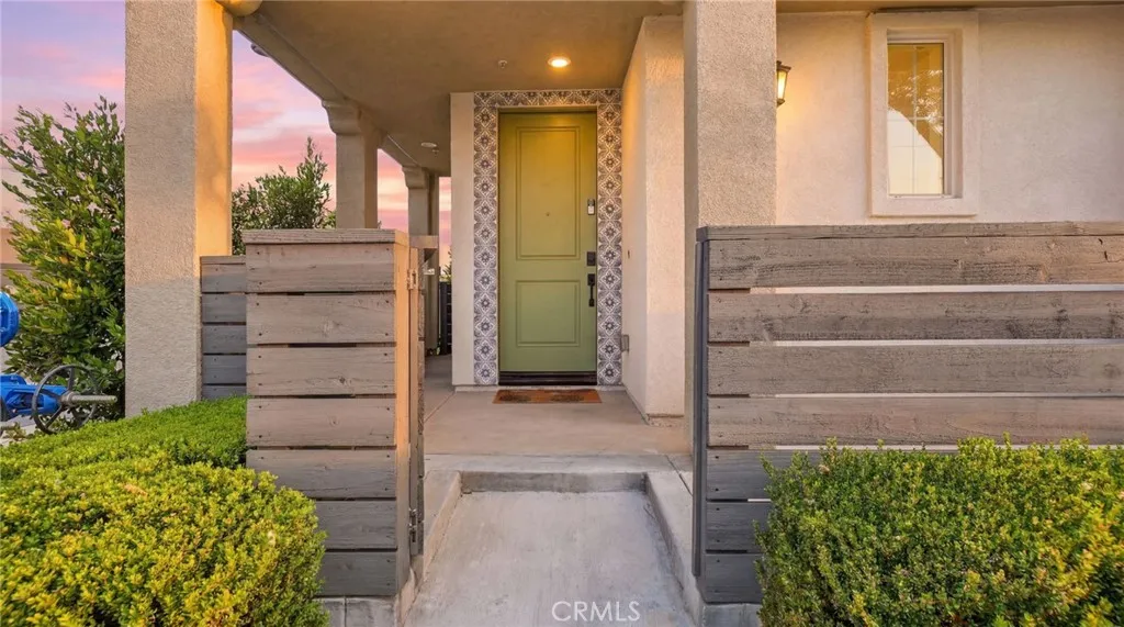 2560 Valentina, Commerce, CA 90040 - Photo 4 of 26, Commerce, CA