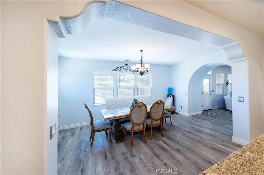 https://cdn.realtyfeed.com/cdn/127/306750452/07ad5e4c8945274bdf8d2954cda849fc.webp