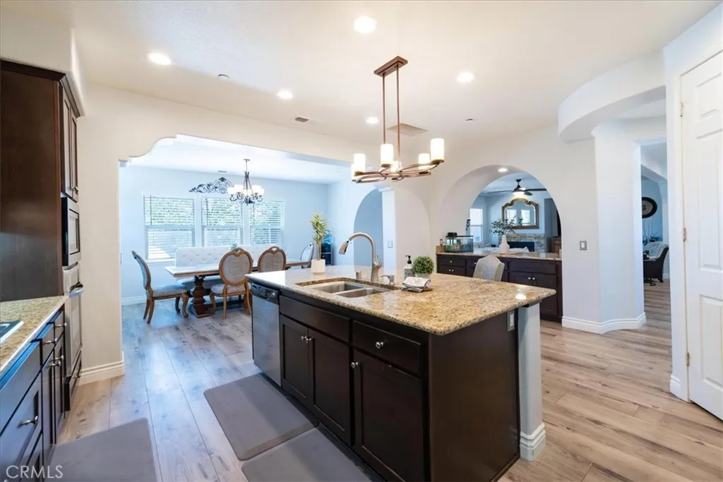 https://cdn.realtyfeed.com/cdn/127/306750452/51d583210dda4282bcca9e545e3b4a27.webp