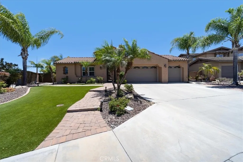 1943 James Gaynor, Fallbrook, CA 92028 - Photo 3 of 69, Fallbrook, CA