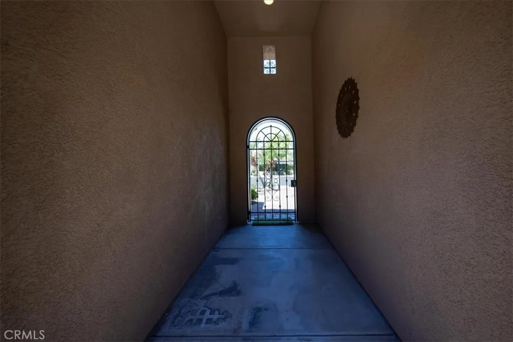 https://cdn.realtyfeed.com/cdn/127/306750452/c1d631ddb36e335e1d6055831813f0e6.webp