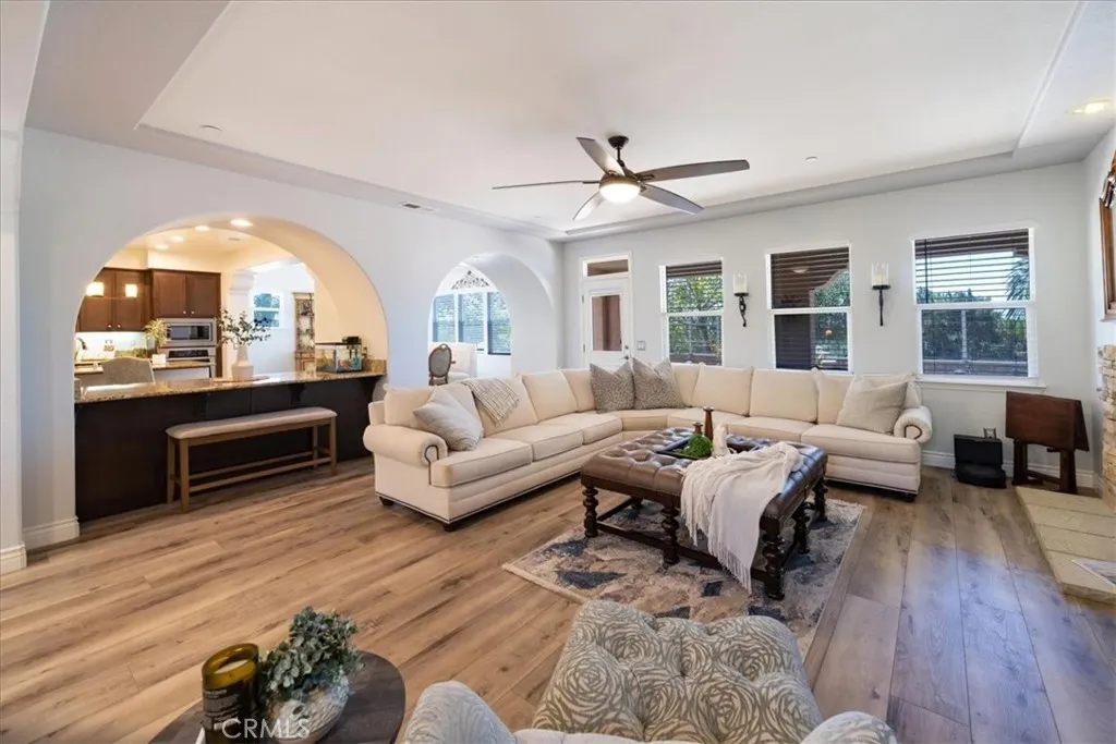 https://cdn.realtyfeed.com/cdn/127/306750452/d6ac0afd169e7b2f3d7eb2c99854190d.webp