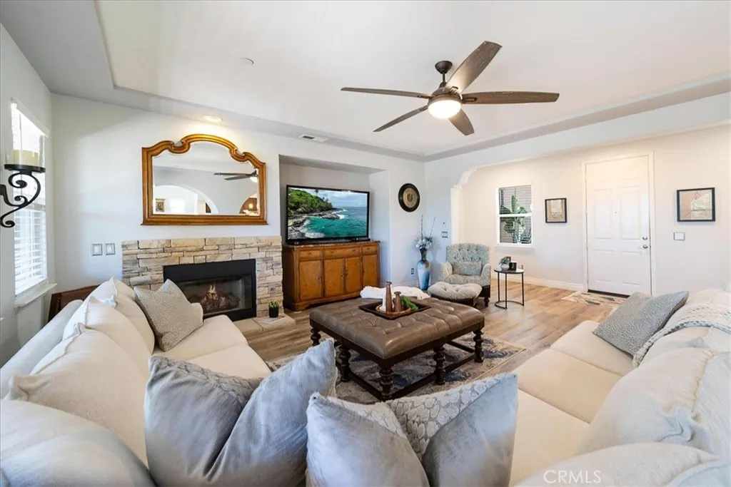 https://cdn.realtyfeed.com/cdn/127/306750452/fe1d1c2dfef61457f02f7ba6c77c8657.webp