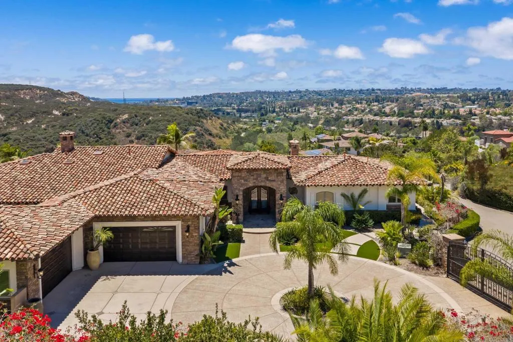 https://cdn.realtyfeed.com/cdn/127/306750454/45a87fe9eafa0355b2e43da0eb9306ea.webp