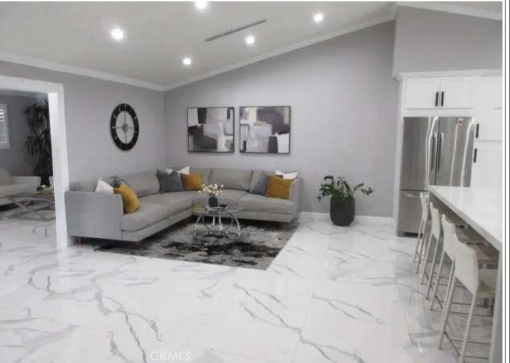 13033 Grade, Sylmar, CA 91342 - Photo 3 of 13, Sylmar, CA