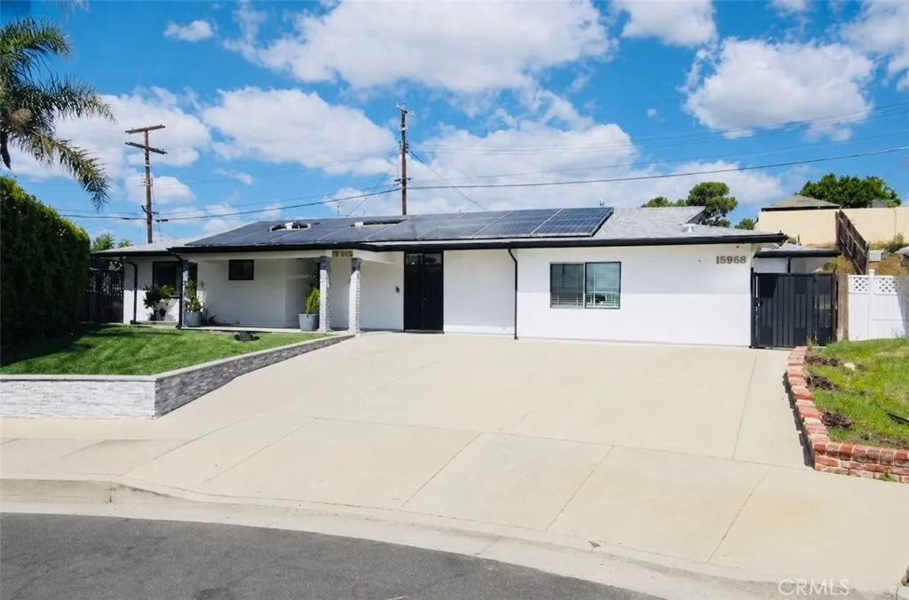 13033 Grade, Sylmar, CA 91342 - Main photo, Sylmar, CA