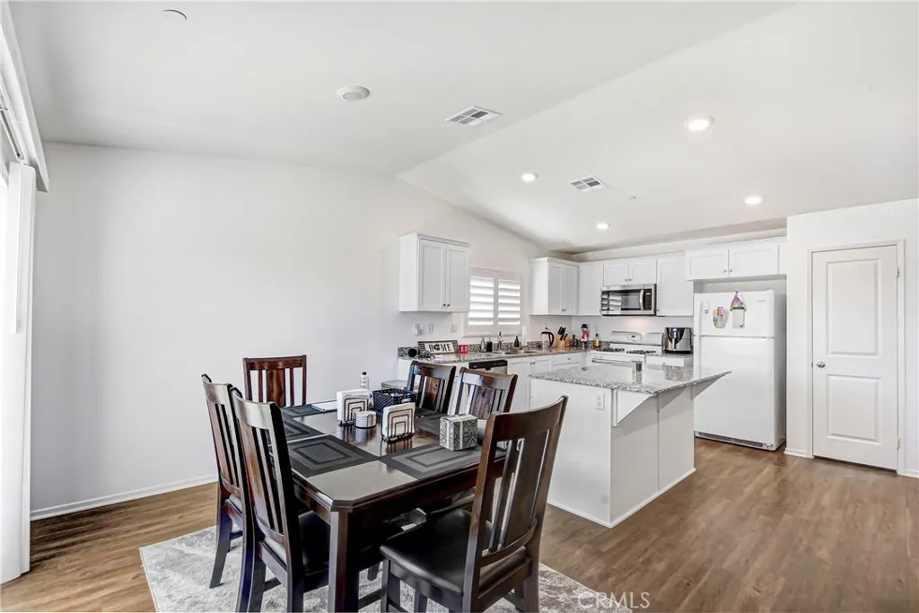 584 Directo, San Jacinto, CA 92583 - Photo 5 of 20, San Jacinto, CA