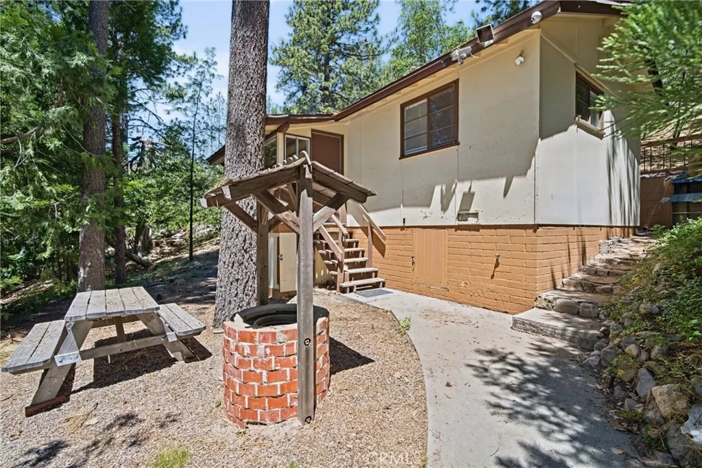 32800 Willow, Running Springs, CA 92382 - Main photo, Running Springs, CA