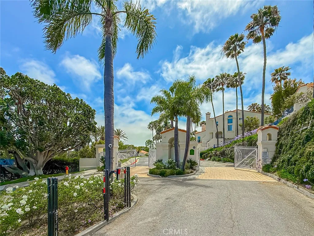 6451 Zuma View, Malibu, CA 90265 - Photo 3 of 72, Malibu, CA