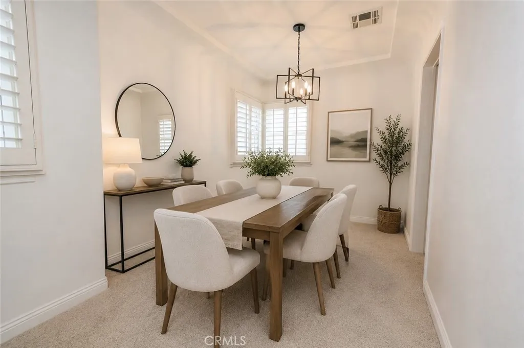 8725 S Gramercy Place, Los Angeles, CA 90047 - Photo 3 of 36, Los Angeles, CA