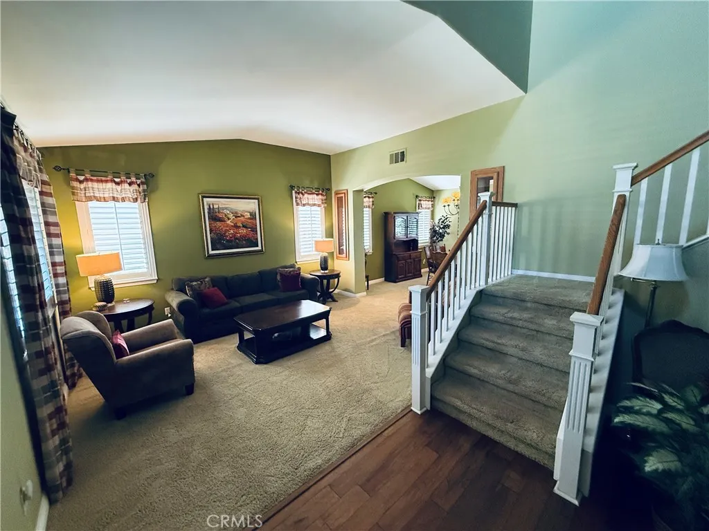 31464 Orchard, Murrieta, CA 92563 - Photo 3 of 32, Murrieta, CA