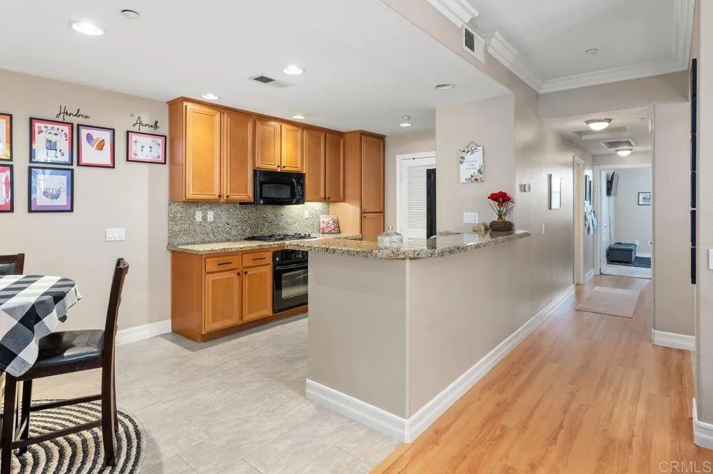 54 Via Sovana, Santee, CA 92071 - Photo 5 of 23, Santee, CA