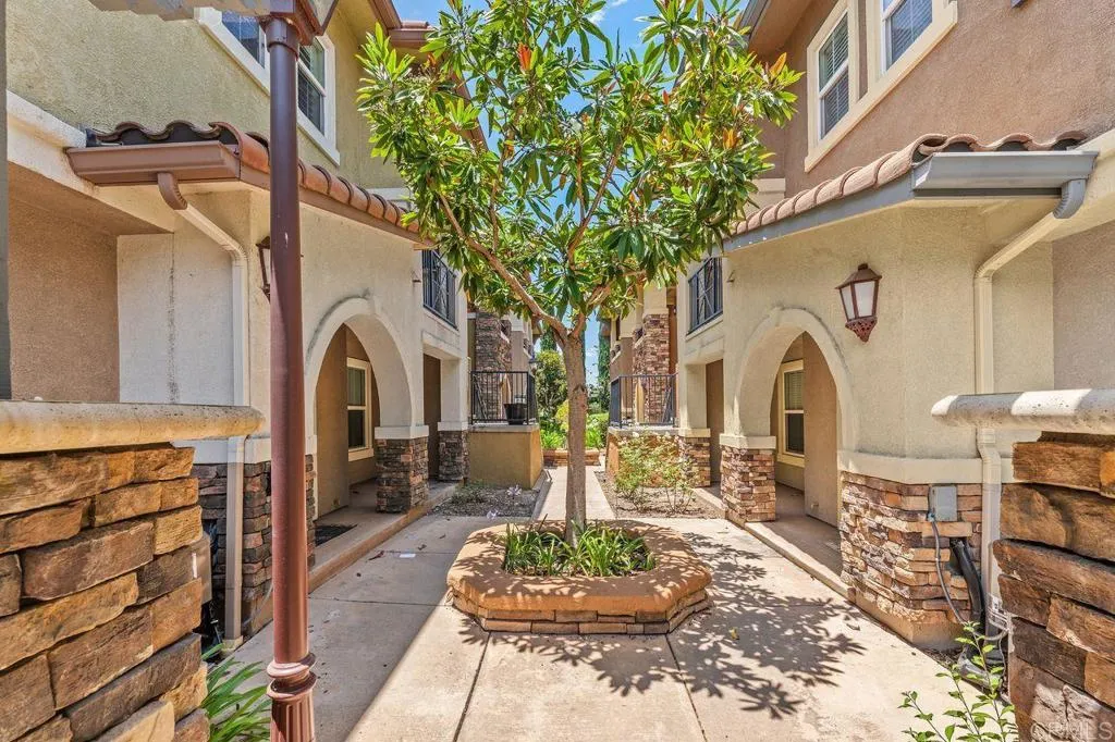 54 Via Sovana, Santee, CA 92071 - Main photo, Santee, CA
