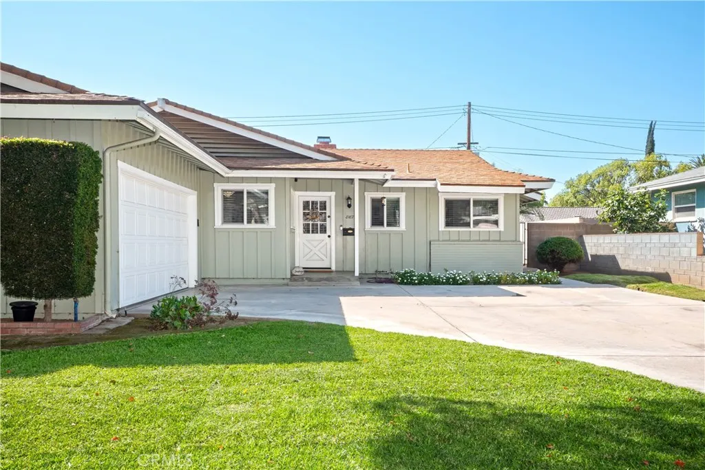 8187 Buckingham Place, Riverside, CA 92504 - Photo 2 of 38, Riverside, CA