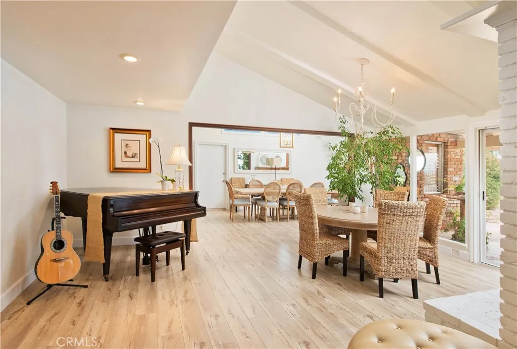 16722 Knollwood Drive, Granada Hills, CA 91344 - Photo 4 of 44, Granada Hills, CA