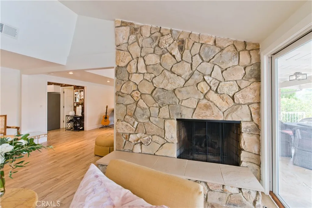 16722 Knollwood Drive, Granada Hills, CA 91344 - Photo 5 of 44, Granada Hills, CA