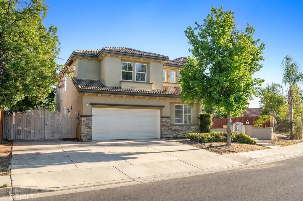 31501 Stoney Creek Drive, Lake Elsinore, CA 92532 - Photo 3 of 67, Lake Elsinore, CA