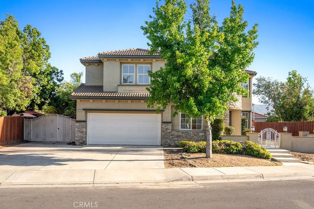 31501 Stoney Creek Drive, Lake Elsinore, CA 92532 - Photo 2 of 67, Lake Elsinore, CA