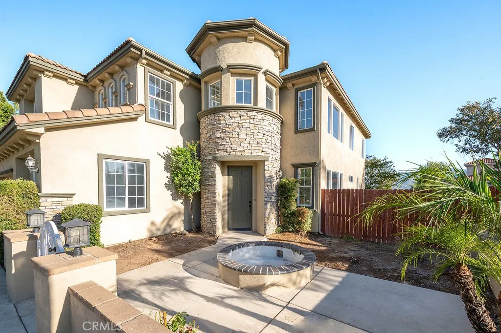 31501 Stoney Creek Drive, Lake Elsinore, CA 92532 - Photo 5 of 67, Lake Elsinore, CA