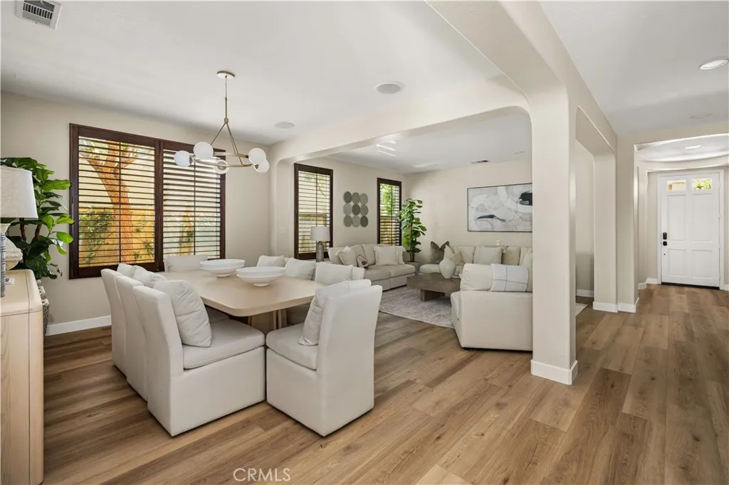 6 Thorn Hill, Irvine, CA 92602 - Photo 4 of 32, Irvine, CA