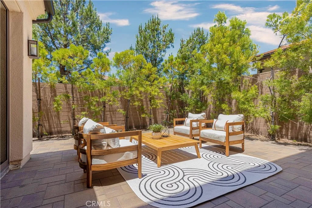 125 Della, Irvine, CA 92602 - Main photo, Irvine, CA