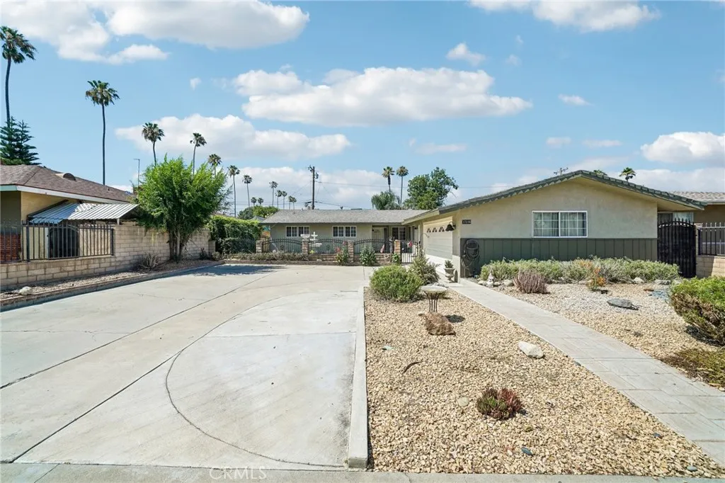 17316 Hawthorne Avenue, Fontana, CA 92335 - Main photo, Fontana, CA