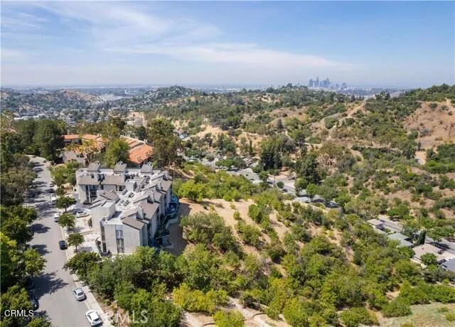 Los Angeles, CA 90042
